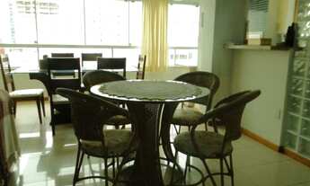 Imagem 5: 1 por andar. 2 garagens