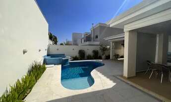 Imagem 7: Casa para aluguel e venda tem 359 metros quadrados com 1 quarto