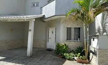 Imagem: PORTO ALEGRE - Casa de Condomínio - Passo