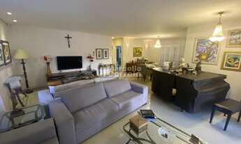 Imagem: Casa de 228m² com piscina e energia solar