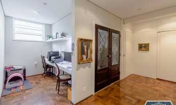 Imagem 2: Apartamento reformado com 2 dormitórios 1 suíte 1 vaga em Higienópolis