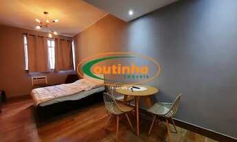 Imagem 1: 28729A) Rua Raimundo Correa - Copacabana