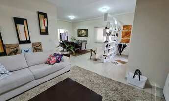 Imagem: CASA EM CONDOMÍNIO COM 4 DORMITÓRIOS À