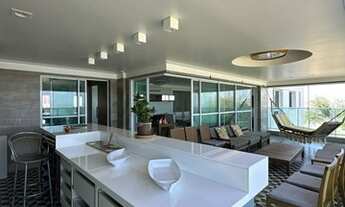 Imagem 2: Apartamento para aluguel possui 239 metros quadrados com 6 quartos