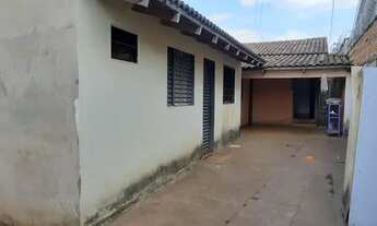 Imagem: Duas Casas- Bairro Martins a Venda, boa