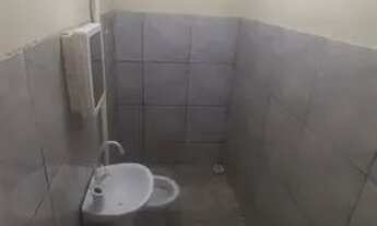 Imagem 5: Kitnet pra casal ou solteiro(a). Tijuca, Livre de água e luz. 2 peças c/ banheiro. Asfalto