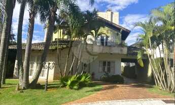 Imagem: Casa em condomínio Fechado com 399 m²