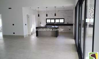 Imagem 7: Casa disponível para venda ou locação, em São José dos Campos, 4 dormitórios sendo 3 suíte