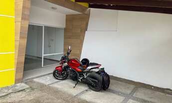 Imagem 5: Alugo ou vendo casa de rua pública 2/4 quartos com suíte na Santa Monica 2