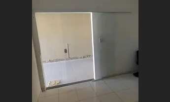 Imagem 5: Casa para Repasse com 125m2 com 2 quartos e 2 banheiros,vaga para 2 carros,10 minutos de m