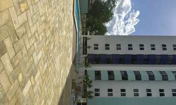 Imagem 4: Apartamento para aluguel possui 100 metros quadrados com 4 quartos no centro