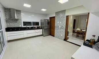 Imagem 7: PB638- COND.BOULEVARD LAGOA- Casa duplex fino acabamento- 4 quartos c 4 suites - Closet