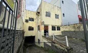 Imagem 2: Amplo prédio comercial de 3 pavimentos para aluguel ou venda na travessa Quintino Bocaiúva