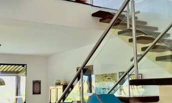 Imagem 7: Ibeda - Casa em Condomínio Alto do Vale. Sala ampla, 5 Quartos e 3 Suítes