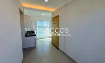 Imagem 4: Apartamento para aluguel, 2 quartos, 1 suíte, 1 vaga, Umuarama - Uberlândia/MG