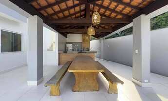 Imagem 7: Casa nova com varanda, piscina e área gourmet no Jardim Guaiuba, Guaruja