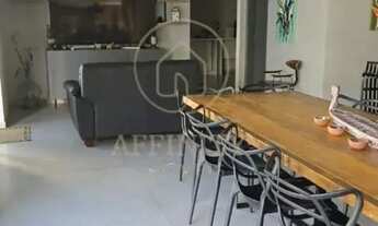 Imagem 3: Casa para Venda em Curitiba, Tarumâ, 3 dormitórios, 1 suíte, 4 banheiros, 2 vagas