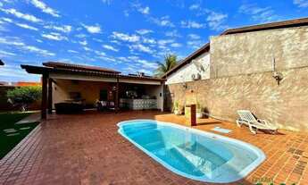 Imagem: Casa com 2 dormitórios à venda, 235 m²