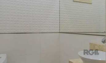 Imagem 6: Casa de 214m² com 4 dormitórios, 1 suíte, piscina e 2 vagas no bairro Teresópolis