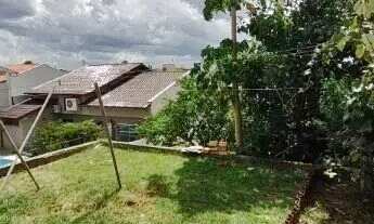 Imagem 4: Casa em Porto Alegre, no bairro Campo Novo, com 2 dormitório(s), e 2 banheiros