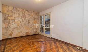 Imagem 2: Imóvel para venda tem 74 metros quadrados com 2 quartos em Rio Branco - Porto Alegre - RS