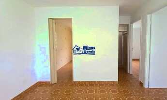 Imagem 3: Aluguel de Apartamento no Jardim Satélite - 2 Quartos, 1 Vaga, Condomínio com Piscina