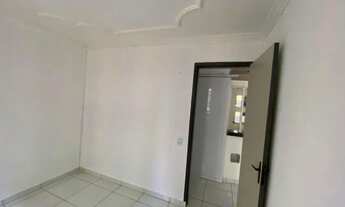 Imagem 3: Alugo Apartamento no 1° andar (Condomínio Praia Verde) / Contato: *90