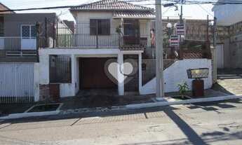 Imagem 2: Casa em terreno alto próximo a Ulbra