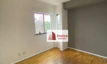 Imagem 5: Lindo Apartamento de frente, com 2 qtos/varanda/elevador/1 vaga/portaria 24 hrs, à venda