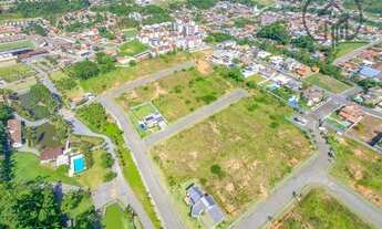 Imagem: Terreno em condomínio fechado, próximo