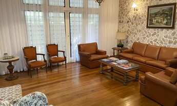 Imagem 6: Casa de condomínio para venda tem 270 metros quadrados com 4 quartos com armários