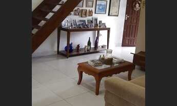 Imagem 7: Casa para venda possui 356 metros quadrados com 3 suites em Glória - Macaé - Rio de Janeir