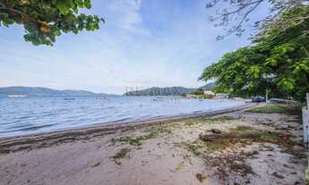 Imagem: Casa com terreno em Frente ao Mar - Pé