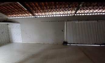 Imagem 2: Casa para venda tem 85 metros quadrados com 2 quartos em Jardim Tropical