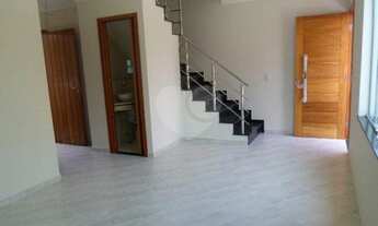 Imagem 5: São seis sobrados novos