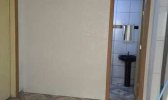 Imagem 3: Casa de fundos Casa com 4 dormitórios