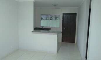 Imagem 7: Casa 2 quartos, quintal gramado e garagem coberta