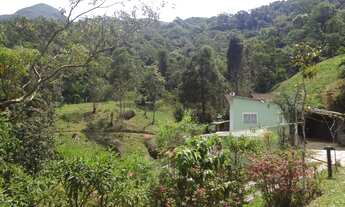 Imagem 5: Sítio para Venda em Nova Friburgo, DEBOSSAN, 2 dormitórios, 1 suíte, 2 banheiros, 2 vagas