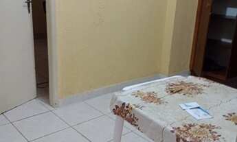 Imagem 5: Um dormitório lado praia uma vaga de gargem