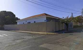 Imagem 2: VENDE-SE CASA no Jd. Nazareth - ACEITA TROCA POR APARTAMENTO