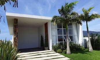 Imagem: Linda casa térrea a venda, com 2 dormitórios