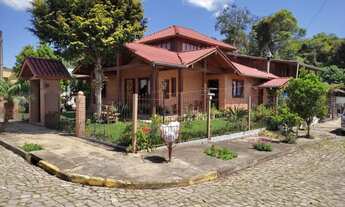 Imagem 4: Casa com 4 dormitórios à venda por R$ 700.000 - Vila Germania - Nova Petrópolis/RS