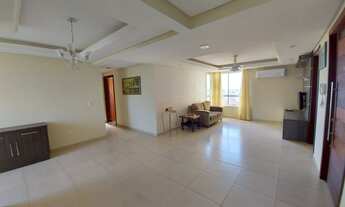 Imagem 2: Amplo apartamento com 3 dormitórios (1 suíte) e vaga de garagem no Centro de Tramandaí