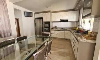 Imagem 3: Vendo Sobrado, Jardim Alvorada, 142m², 4 dormitórios, 2 vagas, cozinha planejada, churrasq