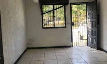 Imagem 2: Galpão/Depósito/Armazém para aluguel possui 683 metros quadrados com 8 quartos