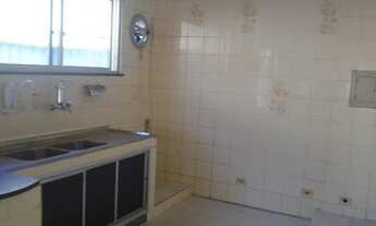 Imagem 6: 2 casas de laje, amplas, sendo uma com 3 quartos (2 suítes) e outra com garagem 2 carros