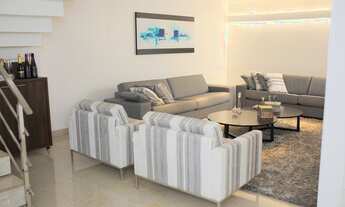 Imagem 7: Casa de condomínio sobrado para venda possui 420 metros quadrados com 4 quartos