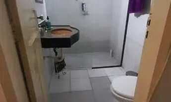 Imagem 4: Vendo casa com 4/4, sobrado, varanda, garagem coberta, escriturada no Bairro Poço