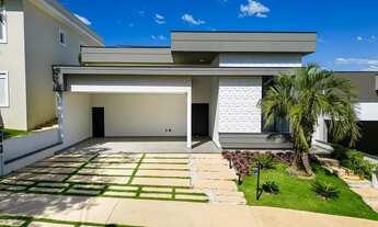 Imagem 2: Casa para Venda em Indaiatuba, Condomínio Helvétia Park II, 3 dormitórios, 3 suítes, 4 ban