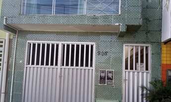 Imagem: Pequeno prédio zona sul de ilhéus